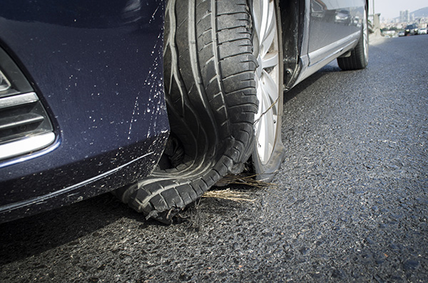 How to Safely Handle a Tire Blowout on the Highway?